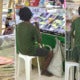 Man Who Looks Like Beggar Buys Smartphone With Cash And Didn't Even Try To Nego The Price - WORLD OF BUZZ