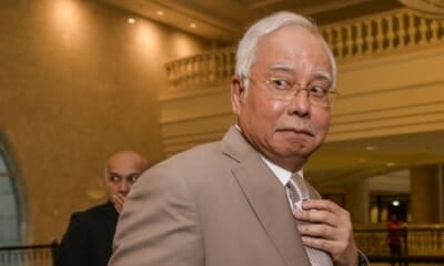 Najib Says What He REALLY Meant About "Cash is King" is That The 'Rakyat' are Kings - WORLD OF BUZZ 1
